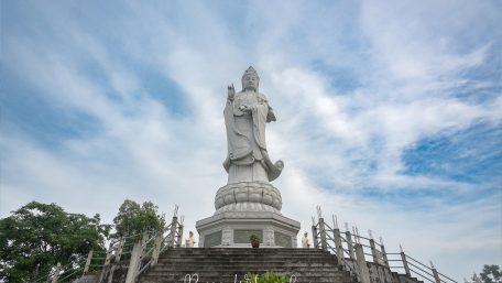 Sadao Bhuda-Park-Kuan-Imm-God